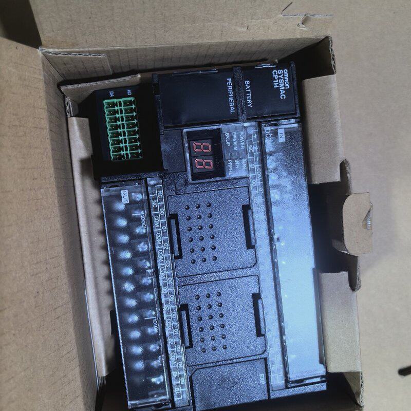 PLC CP1H-XA40DT-D-SC 可编程控制器 工控板-议价