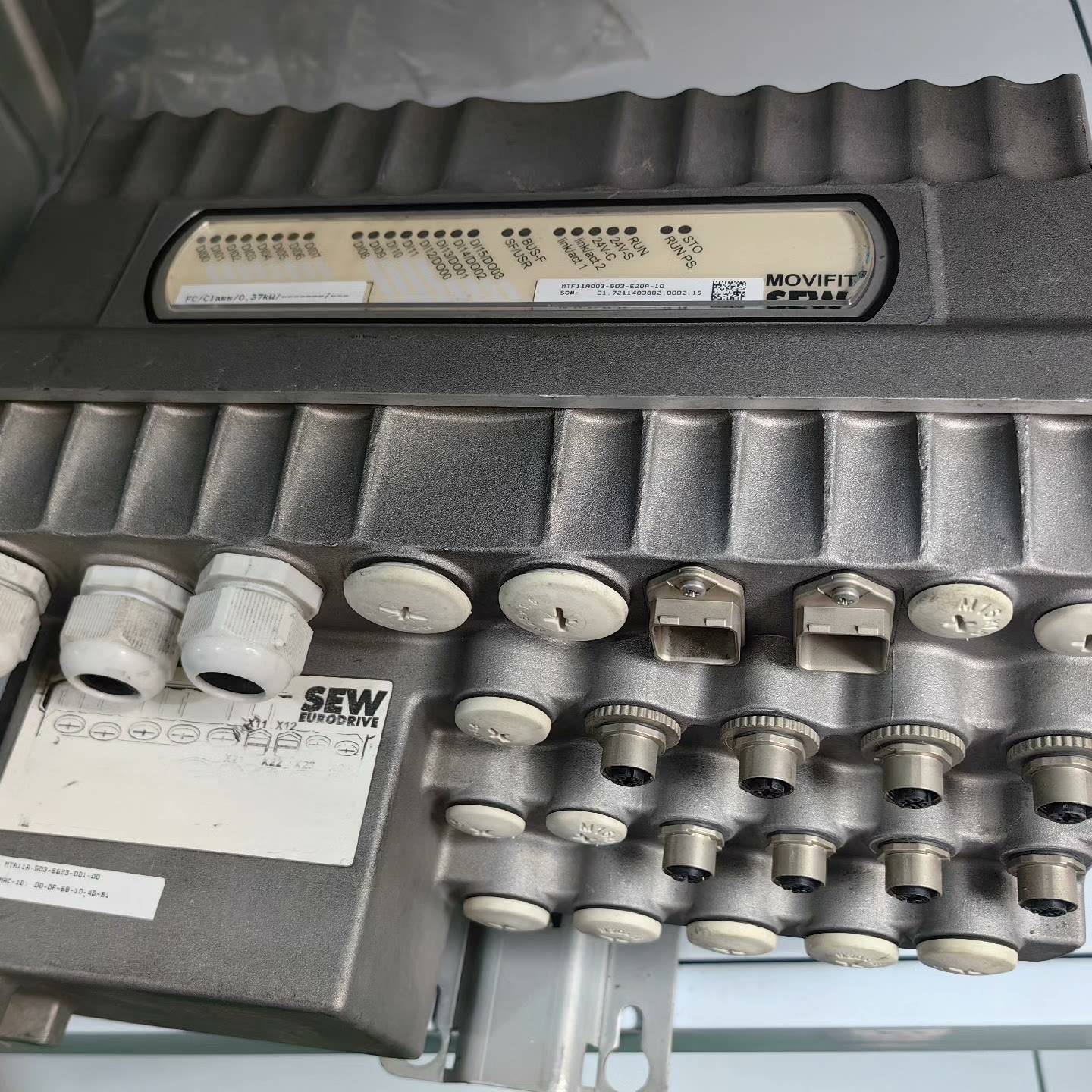 SEW变频器MTF11A003-503-E20A-1议价 也可为维修！！
