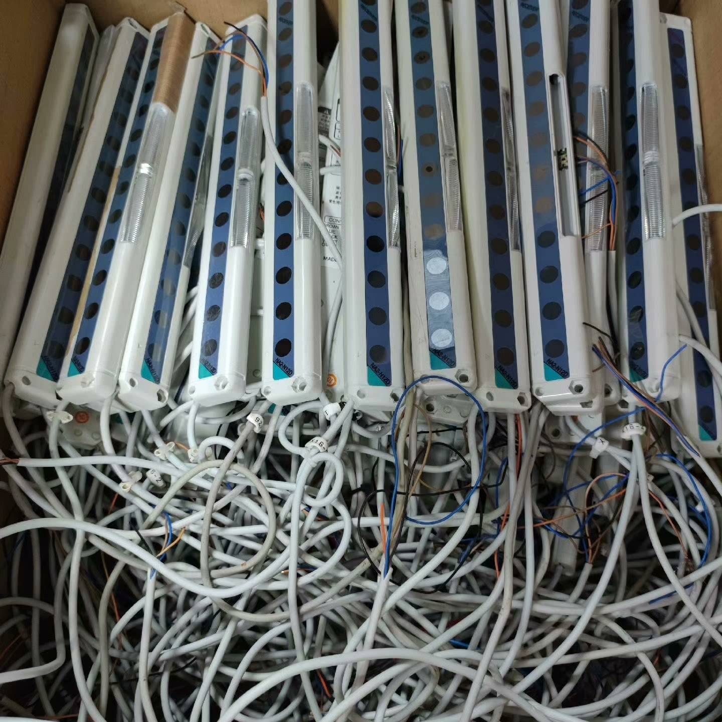 SUNX神视安全光栅 NA2-N12D/议价 也可为维修！！