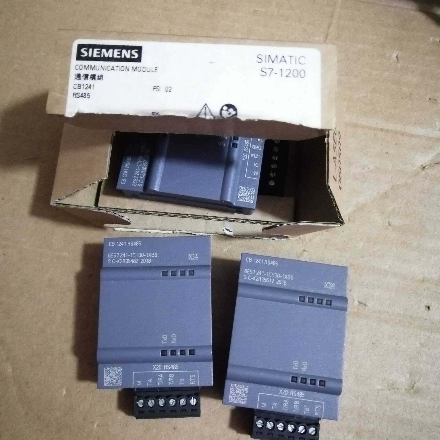 CB1241 RS485  241-1CH30-1XB0议价 也可为维修！！