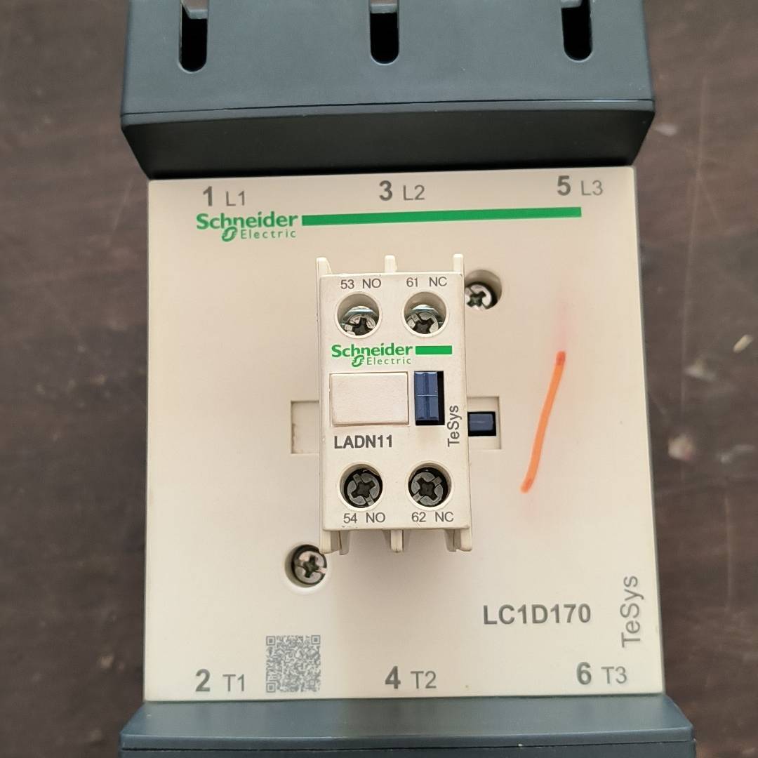 斯奈德交流接触器LC1D170议价 也可为维修！！