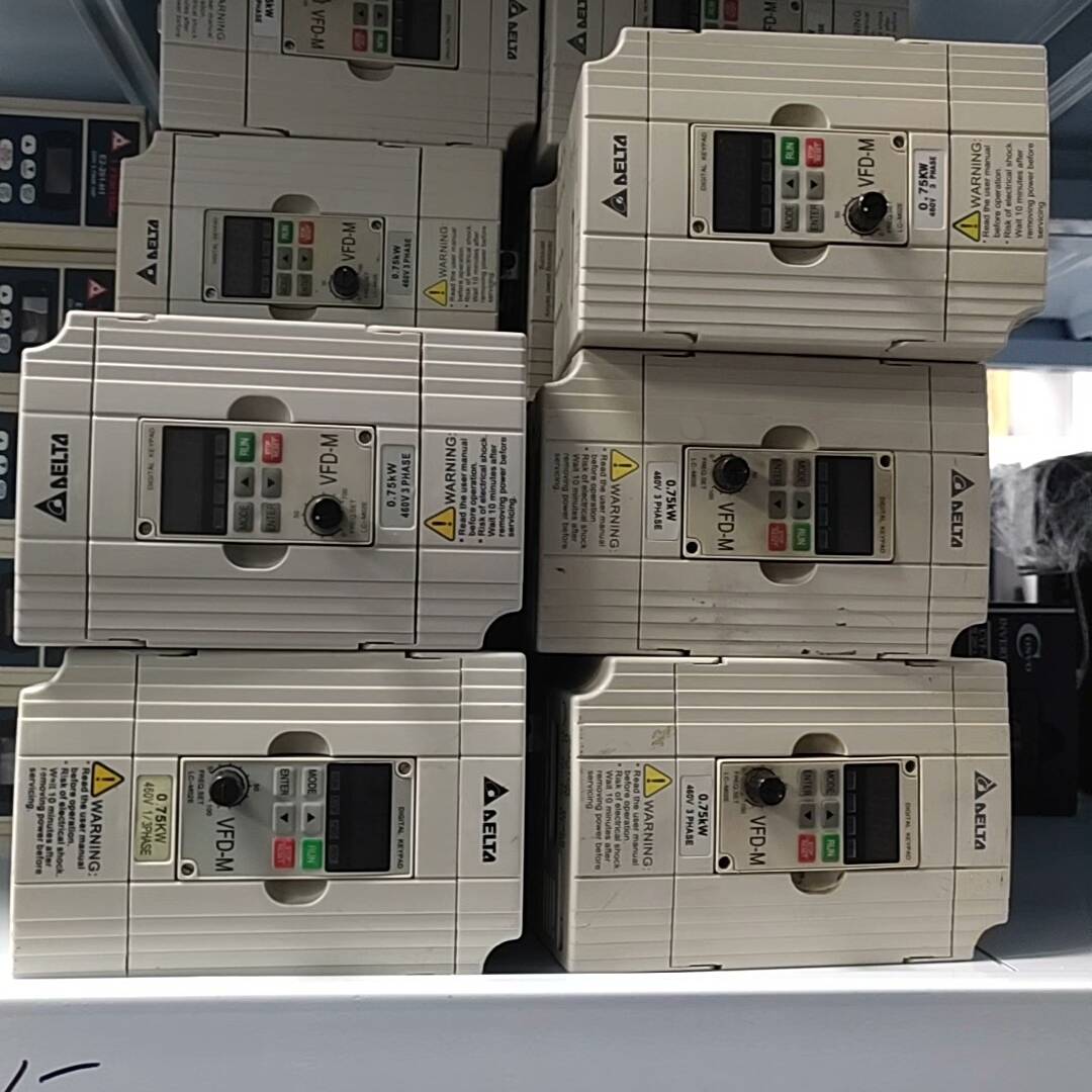 台达变频器0.75KW，VFD007M4议价 也可为维修！！