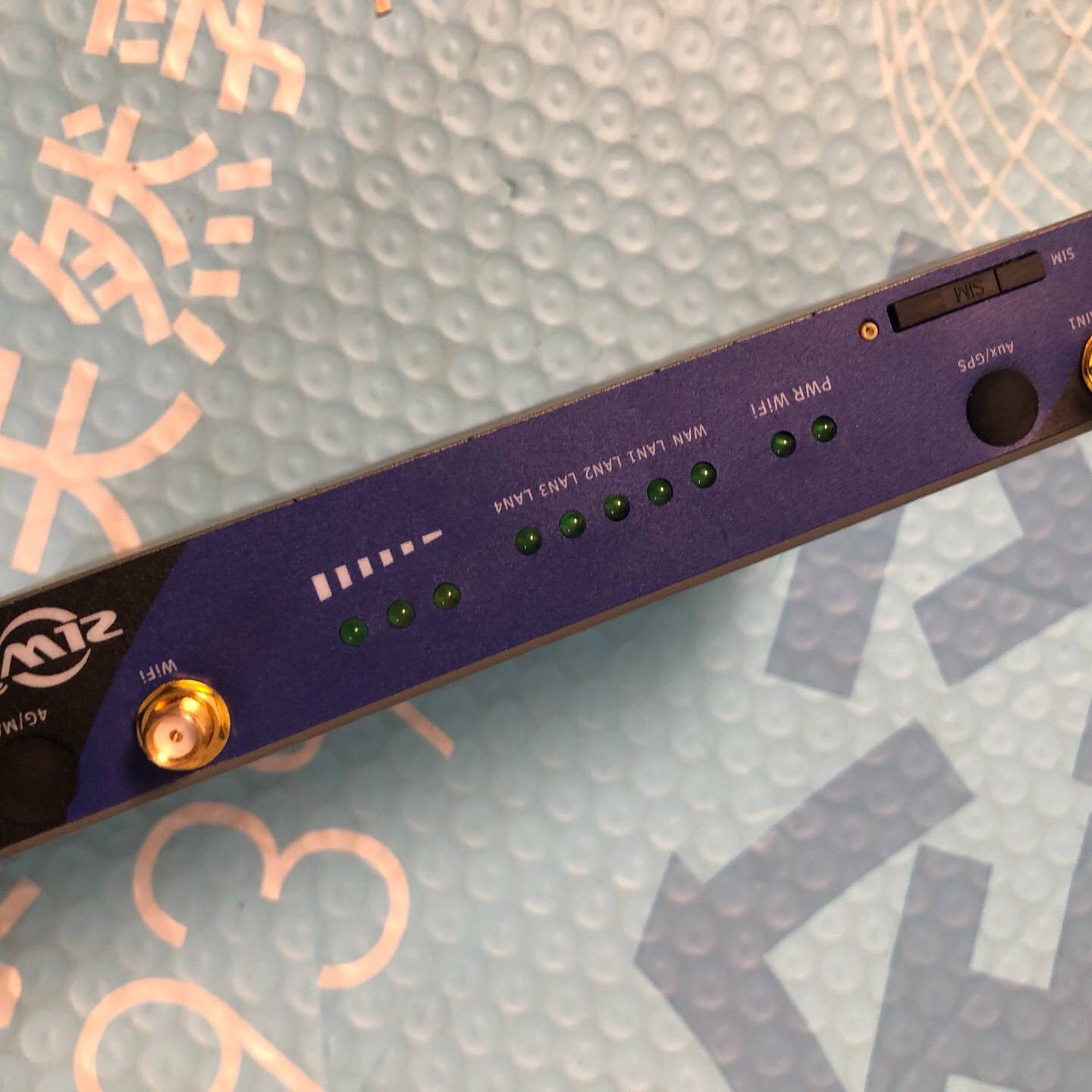 智联物联ZR5000工业级4G路议价 也可为维修！！