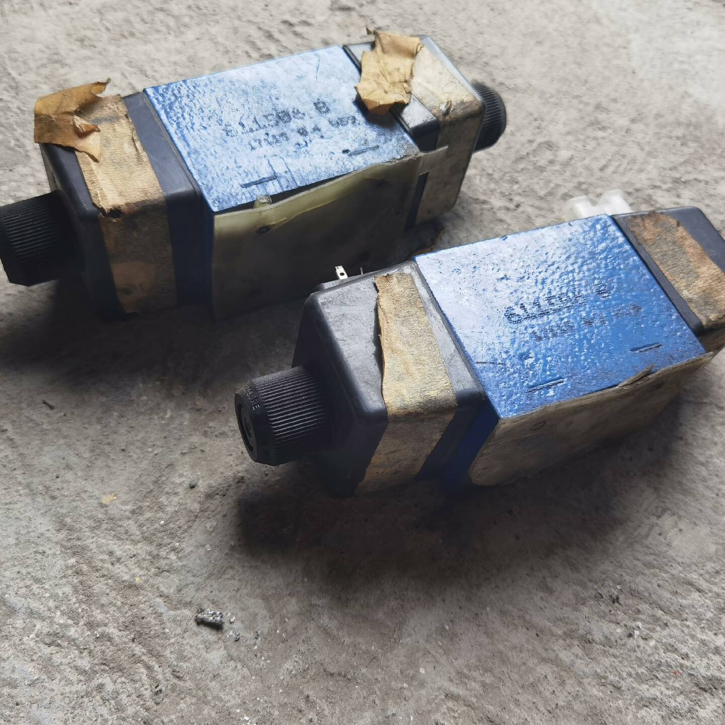 Rexr0th力士乐电磁阀型号4议价 也可为维修！！