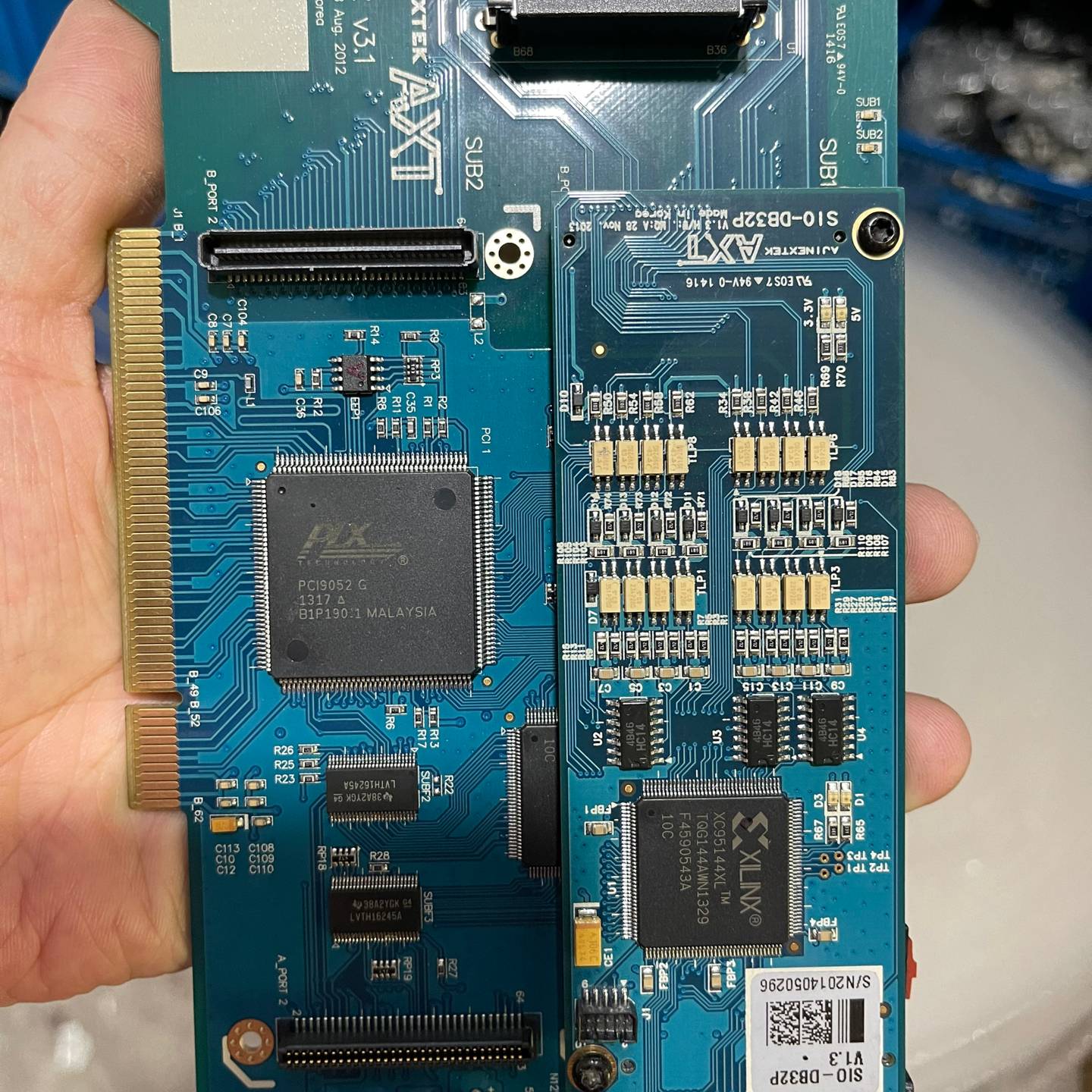 赛灵思XC95144XL，TQG144AWN议价 也可为维修！！
