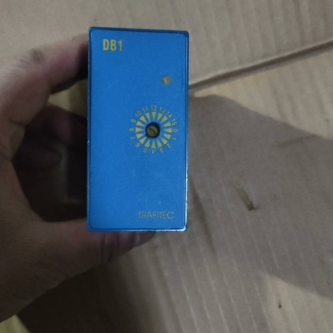 TRAFITEC地磁感应器，DB1，议价 也可为维修！！