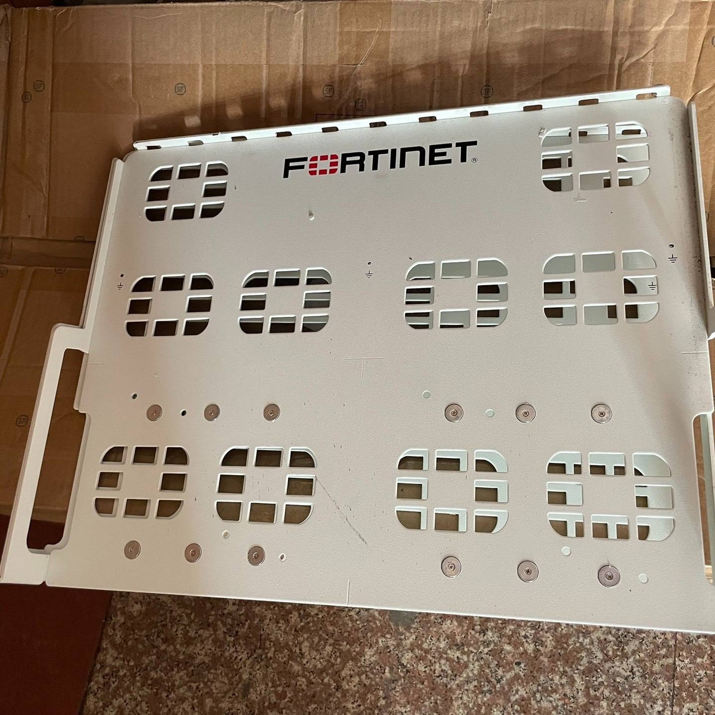 飞塔Fortigate 防火墙 支架议价 也可为维修！！