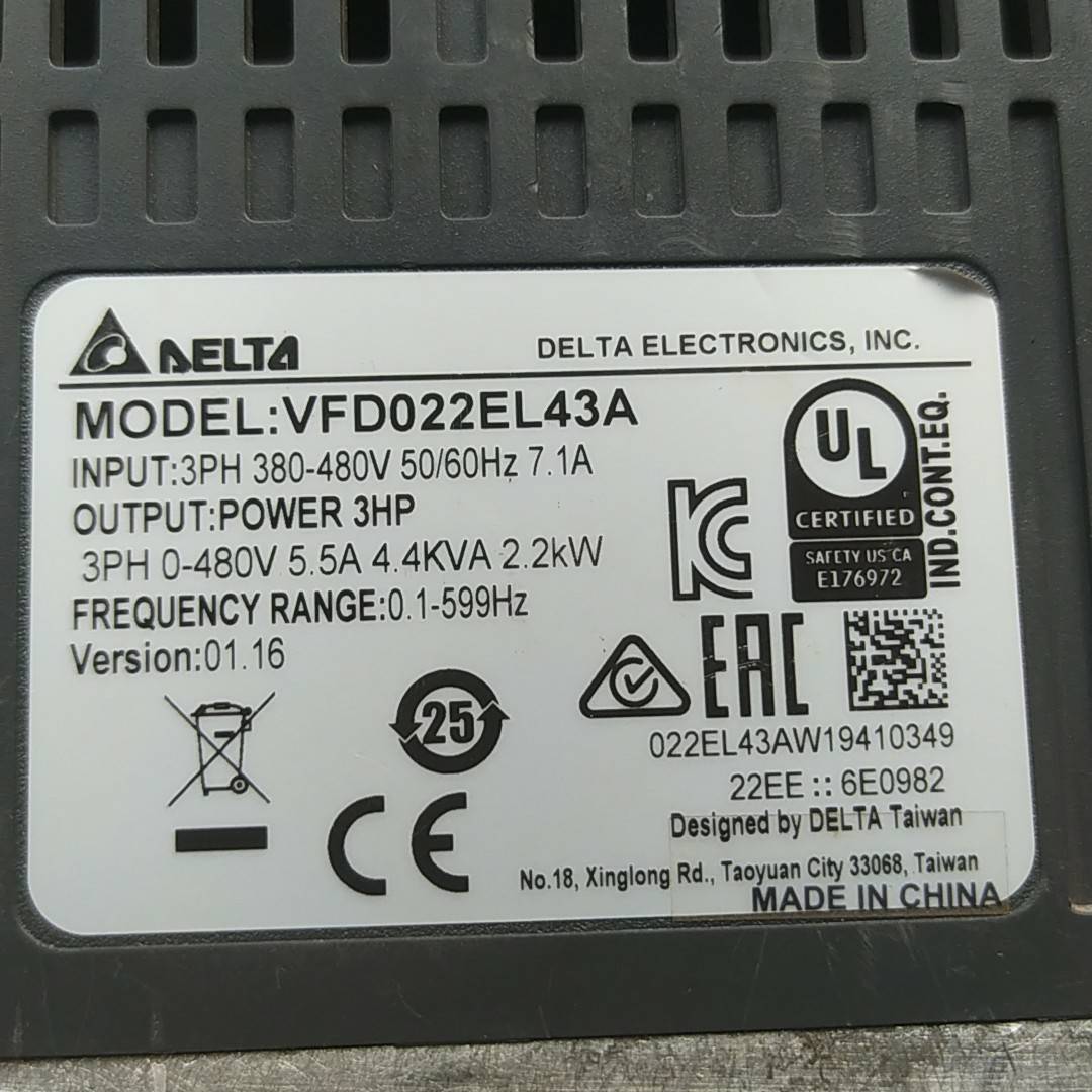 台达2.2kw变频器，VFD022EL4议价 也可为维修！！