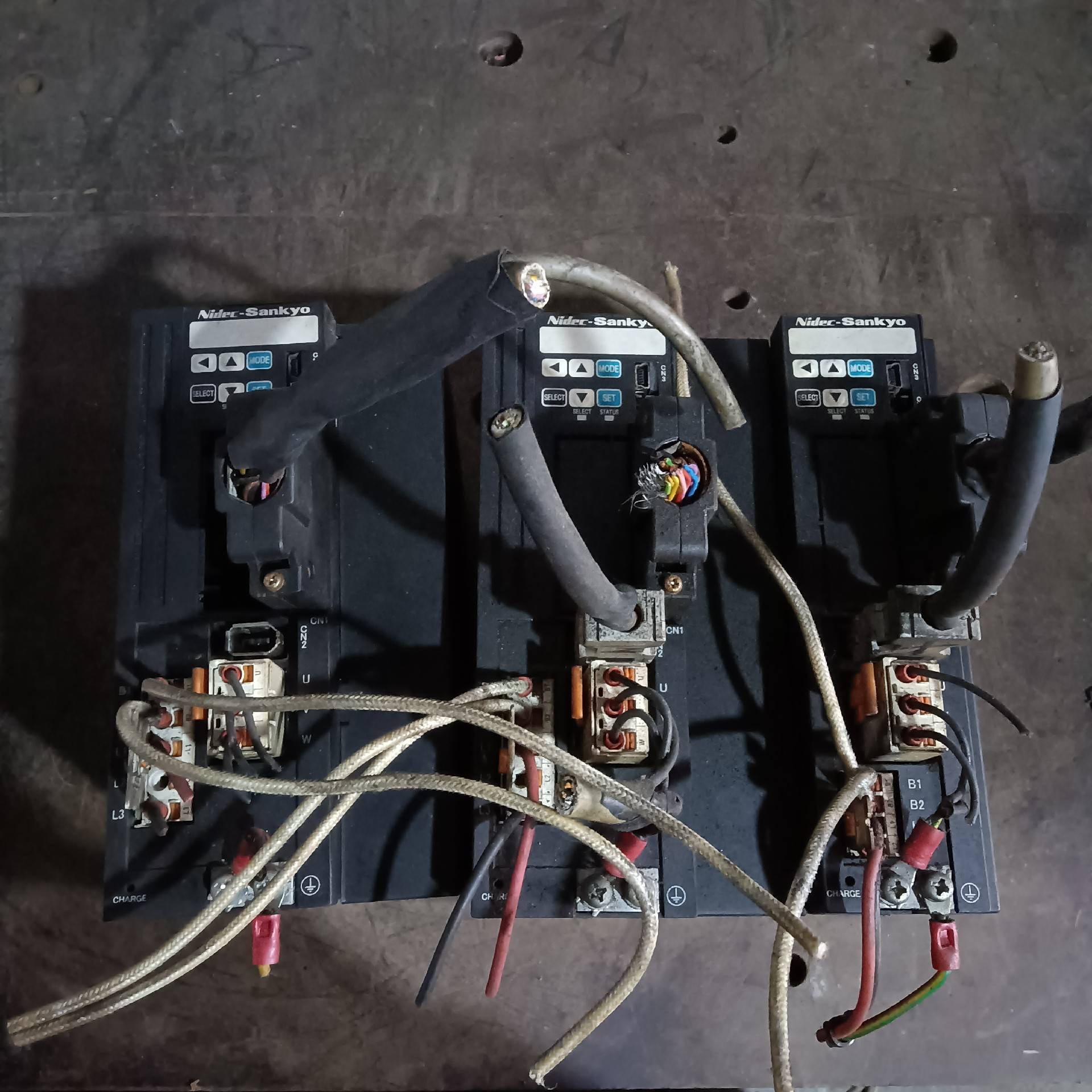 三协驱动器 DA23811 1台 DA2议价 也可为维修!!