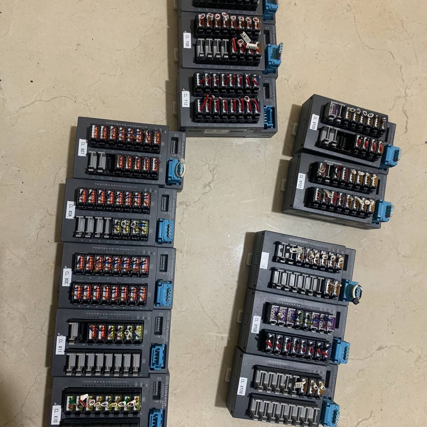 CL2X16-D1C3V五片议价 也可为维修！！