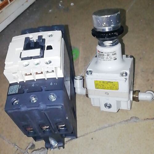 议价开关接触器Lc1d40a ir2020-02-x45，