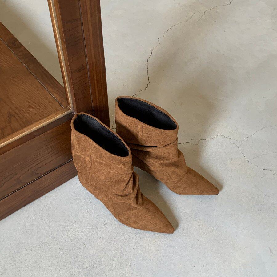 韩版尖头磨砂套筒堆堆短