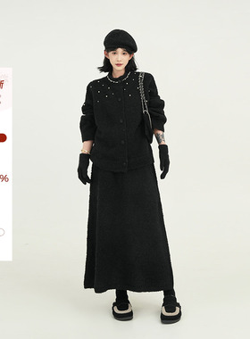 吴童童黑色钉珠圆领长袖针织毛衣外套女秋冬韩系休闲宽松开衫上衣