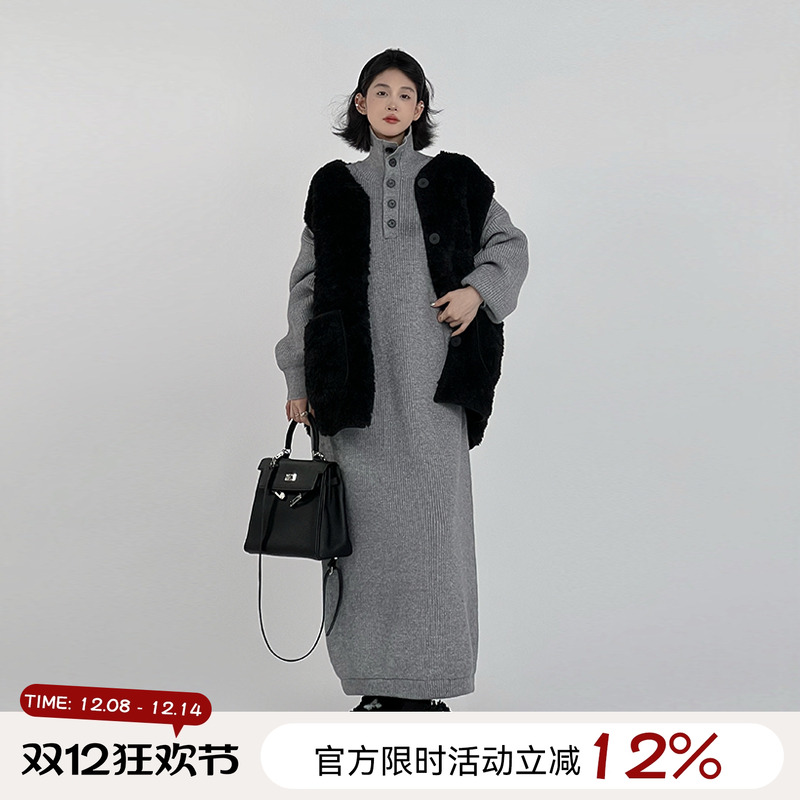 慵懒风针织连衣裙立领宽松遮肉秋