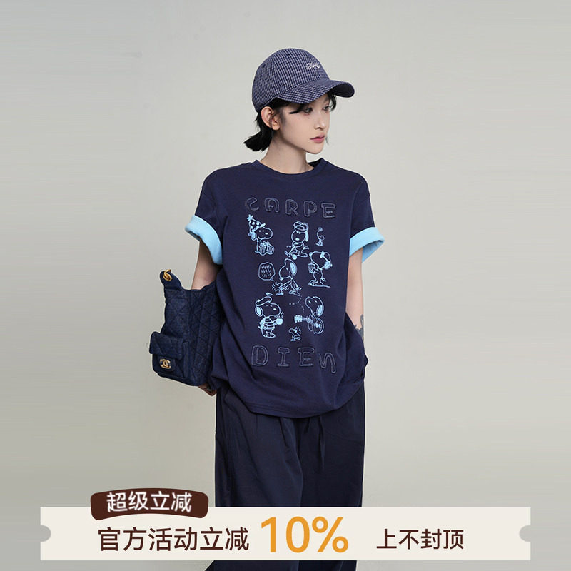 吴童童印花设计感圆领短袖T恤图片