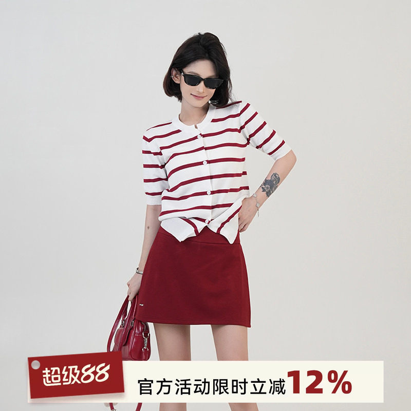 条纹圆领短袖针织开衫图片