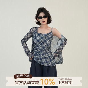 吳童童藍色格子褶皺吊帶背心女春季 韓系不規(guī)則設(shè)計感外穿上衣 新款