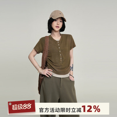 吴童童假两件圆领正肩短袖T恤