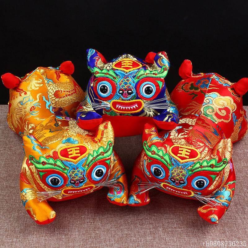 立体刺绣手工布老虎双头虎头枕传统民间布艺婴幼儿玩伴宝宝小礼物