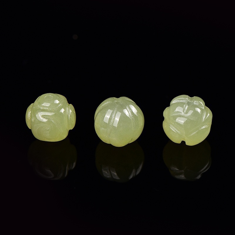 7A新疆晴水仿和田玉玉髓莲花珠