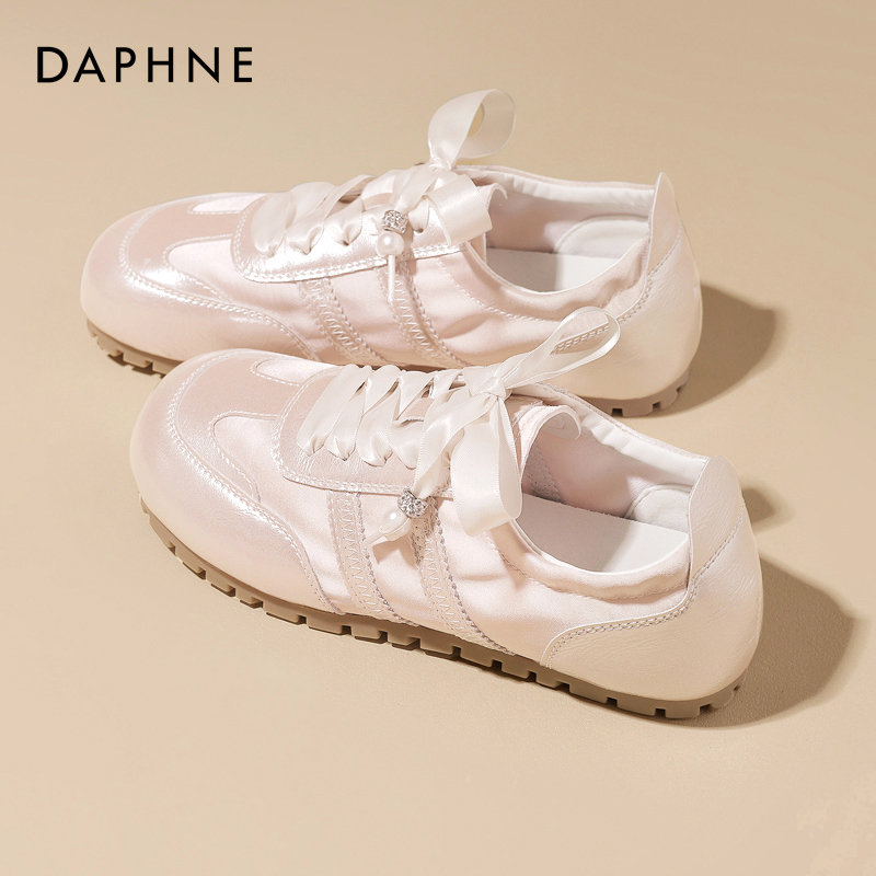 达芙妮爆款推荐！平底芭蕾德训鞋