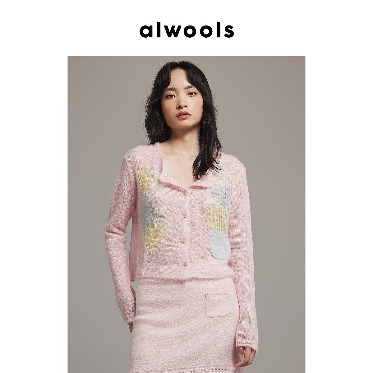 ALWOOLS秋冬新品超薄不规则方块嵌花针织开衫