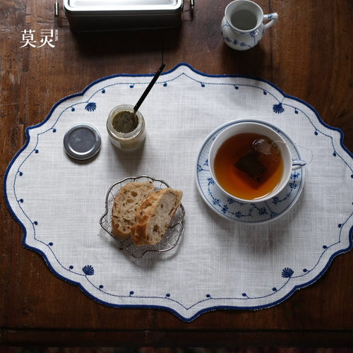 棉麻刺绣餐垫防水防油餐巾法式