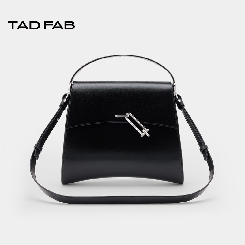 TADFAB锁扣包邮差斜挎包