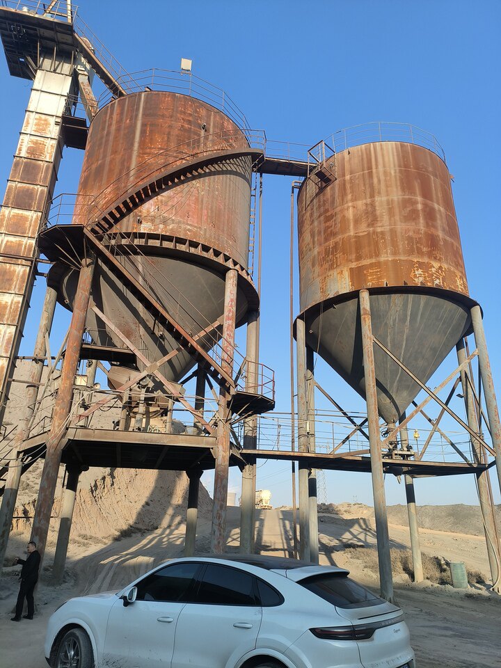 3月25日白银某公司位于东湾镇滋泥水村机械设备转让网络拍卖公告