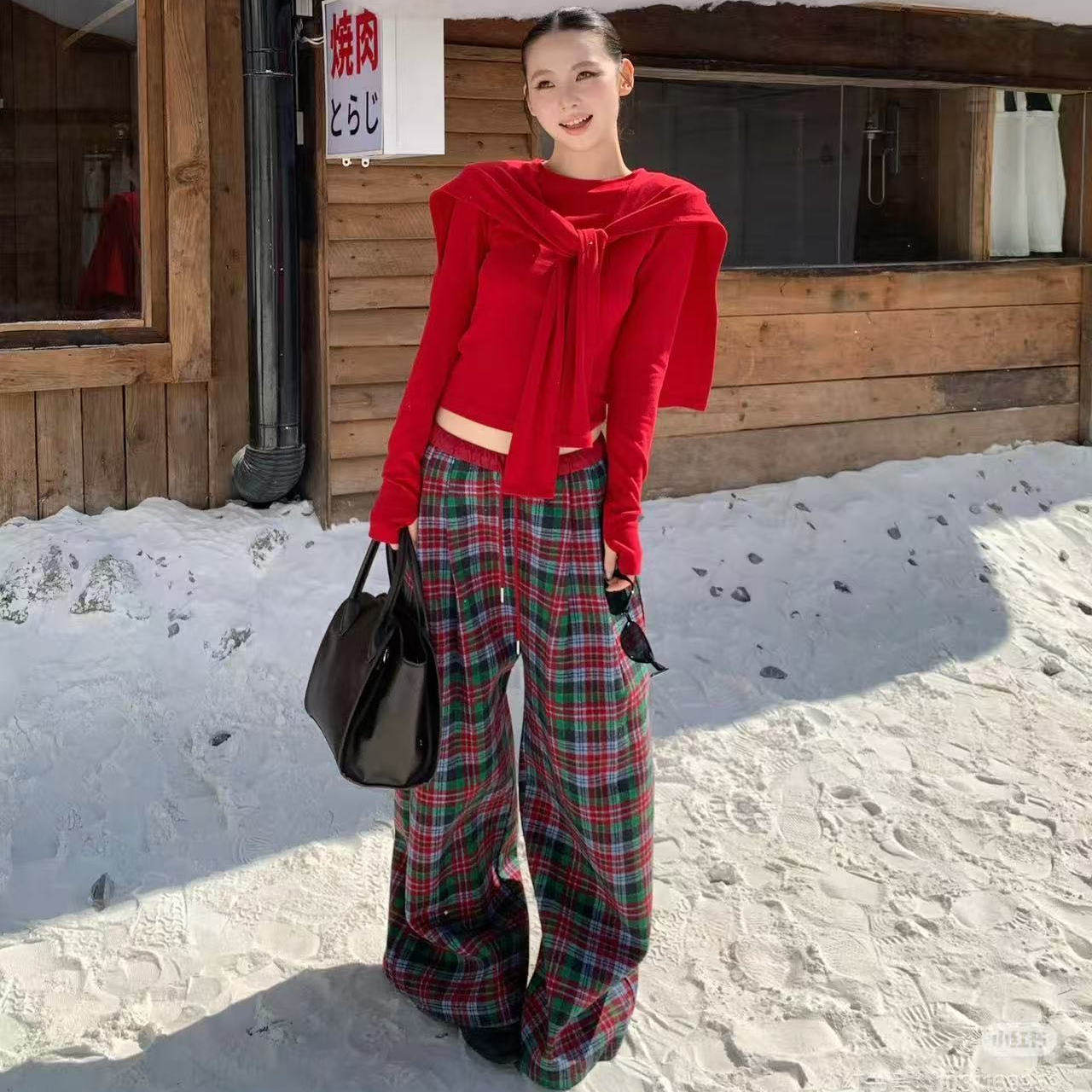 韩系慵懒风红色上衣阔腿裤三件套