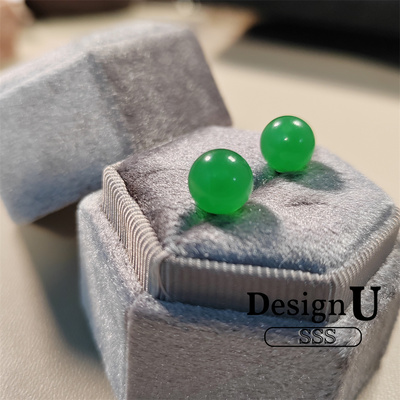 菠菜绿阳绿和田玉纯银养耳洞