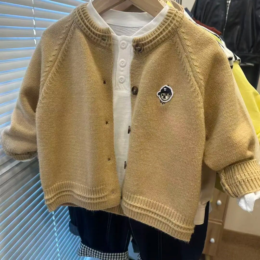 春秋男女童小熊开衫毛衣