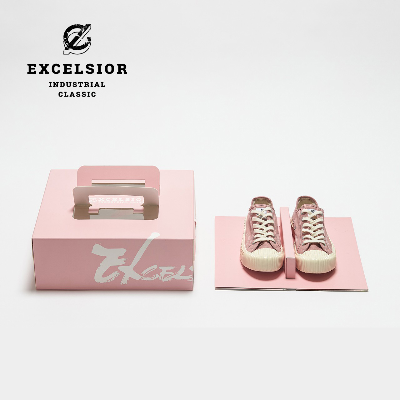 礼盒装EXCELSIOR饼干鞋帆布鞋