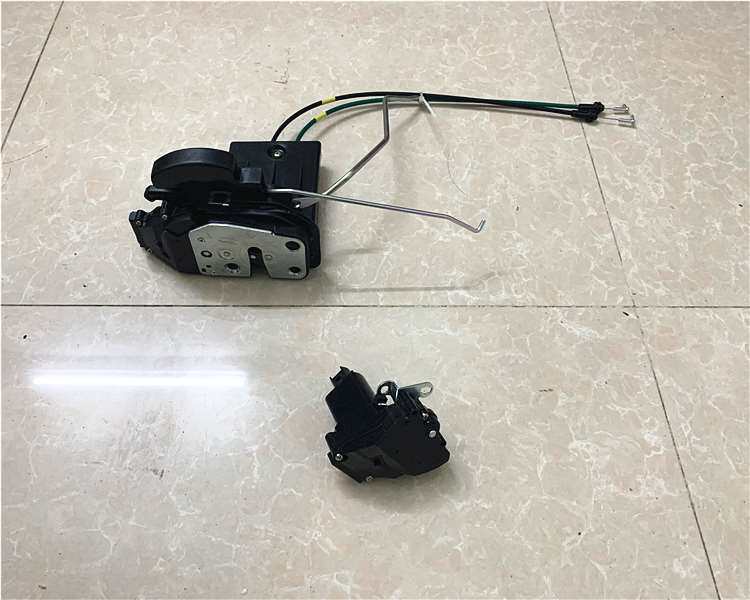 适用起亚赛拉图门锁电机车门锁机马达中控锁马达前后门闭锁器总成