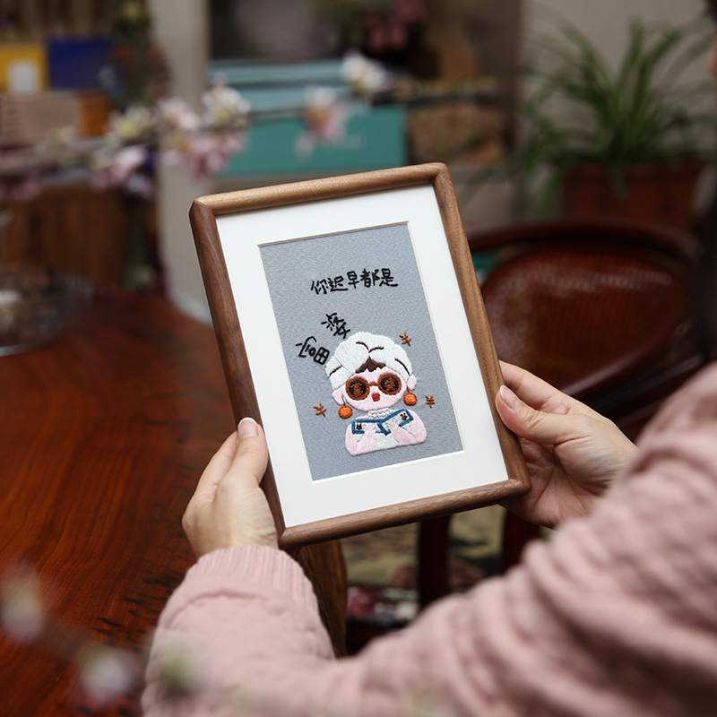 刺绣手工diy材料包鲁绣手作相框客厅摆件创意立体人物装饰画图片