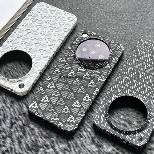 OPPOFindX8Ultra手机壳原创浮雕