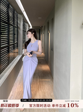 愉悦愉悦 紫色褶皱背心连衣裙女夏季设计感紧身性感修身气质裙子