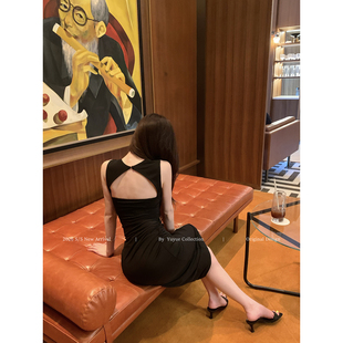 Yuyueer 方领挂脖吊带包臀连衣裙女夏季韩版气质修身收腰显瘦长裙