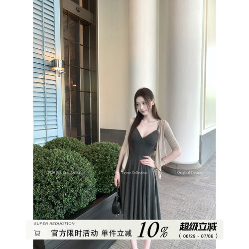 深灰色性感吊带连衣裙女夏季