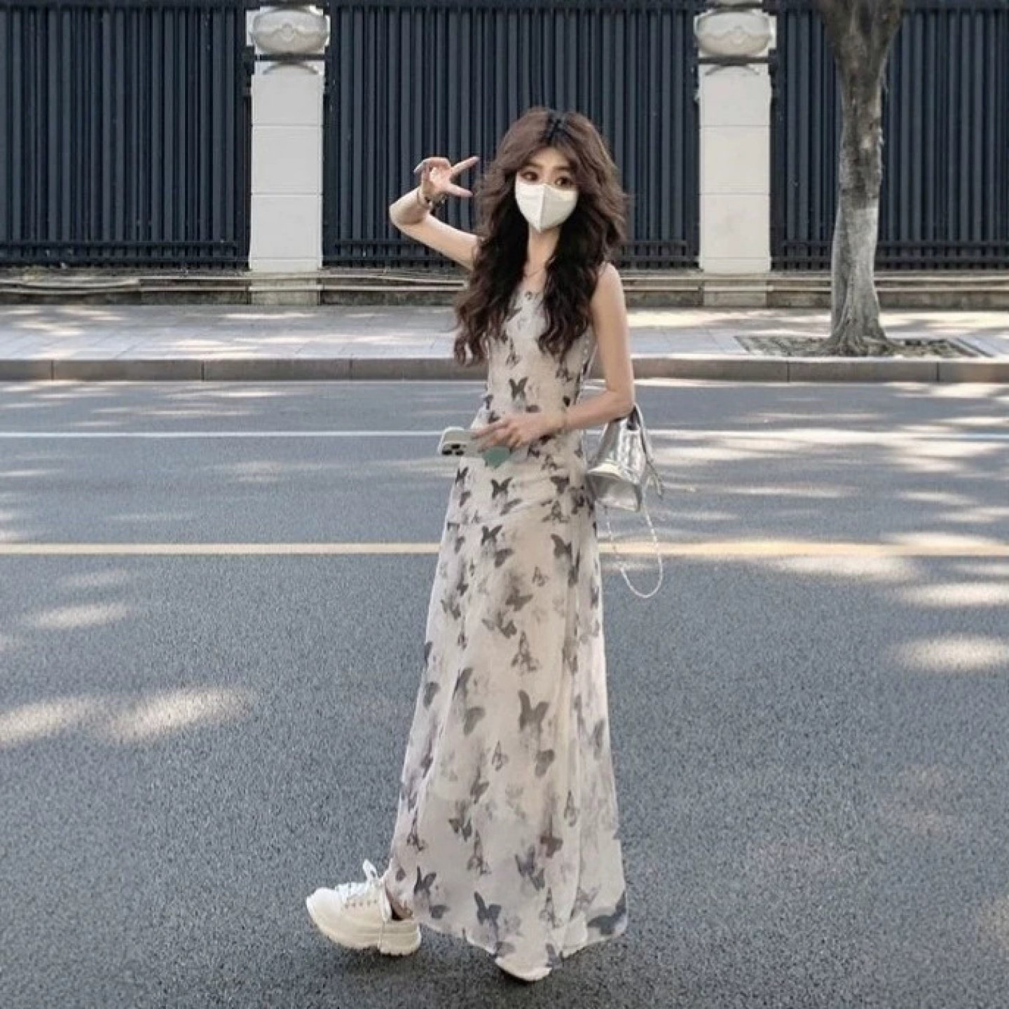 清冷蝴蝶水墨吊带裙54