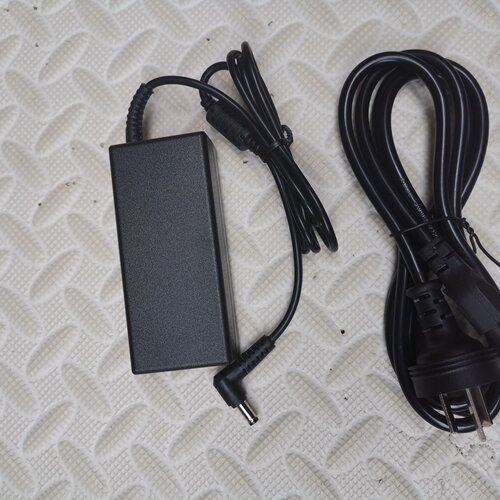 19V3.95A/4A 3.42A 4.74A适用华硕东芝富士通NEC电脑充电源适配器