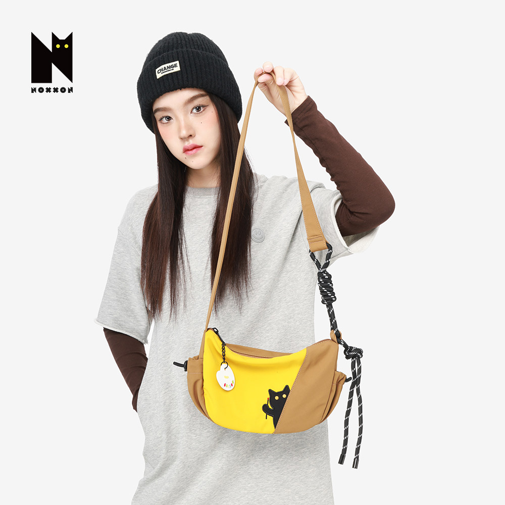 NOXXON原创可爱腋下包女轻量化休闲斜挎包小众不撞款通勤单肩包图片