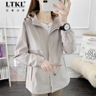 中长款单层冲锋衣女春秋季薄款外套潮牌户外旅游运动风衣登山服装