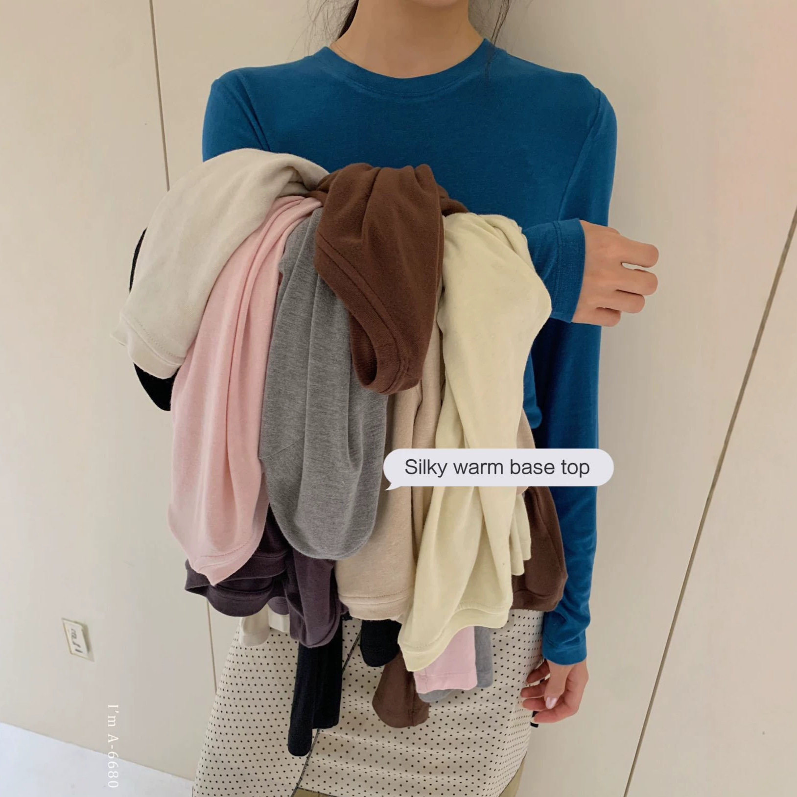 AMOMI秋冬圆领女友衣舒适T简约基础亲肤打底衫女高弹内搭长袖上衣