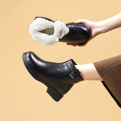 靴子女平底女款皮鞋短靴加绒妈妈棉鞋2025冬季新款舒适羊毛雪地靴