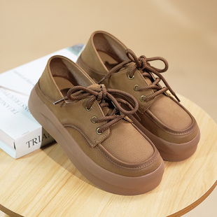 复古平底妈妈鞋真皮防滑软底休闲中老年单鞋女款舒适中年春秋皮鞋