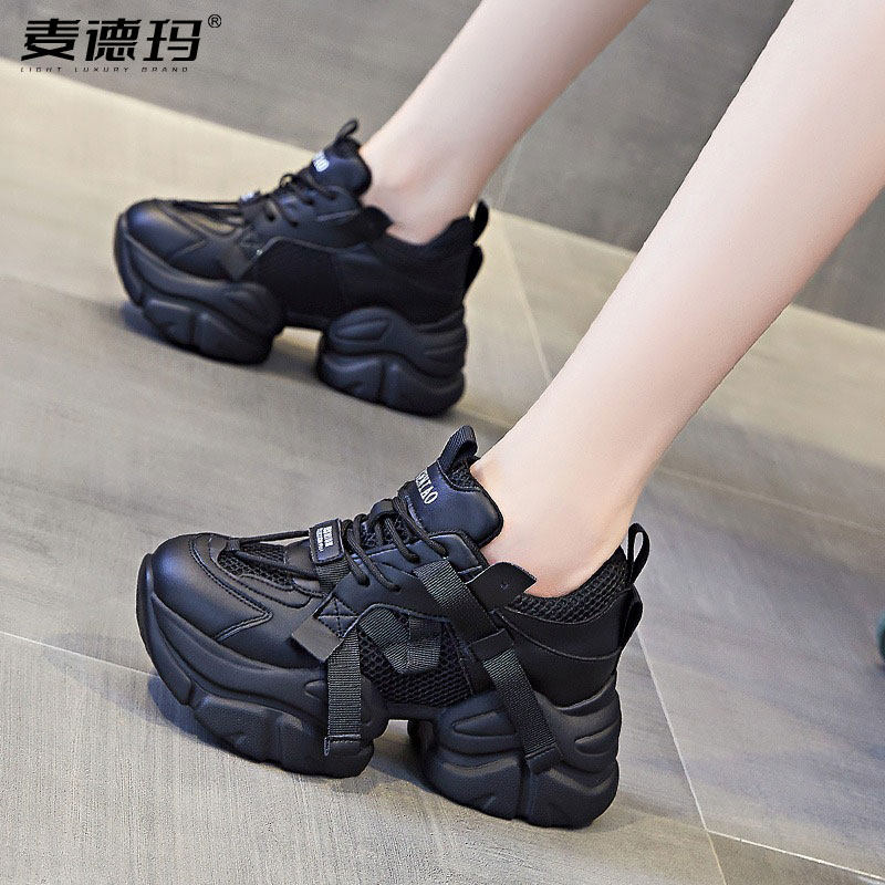 轻便老爹鞋女2025年夏季新款黑色鞋子女潮百搭小众厚底内增高女鞋