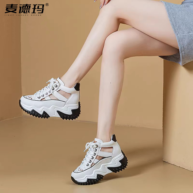 真皮包头凉鞋女2026新款夏季百搭厚底高跟牛皮蕾丝镂空时尚休闲鞋