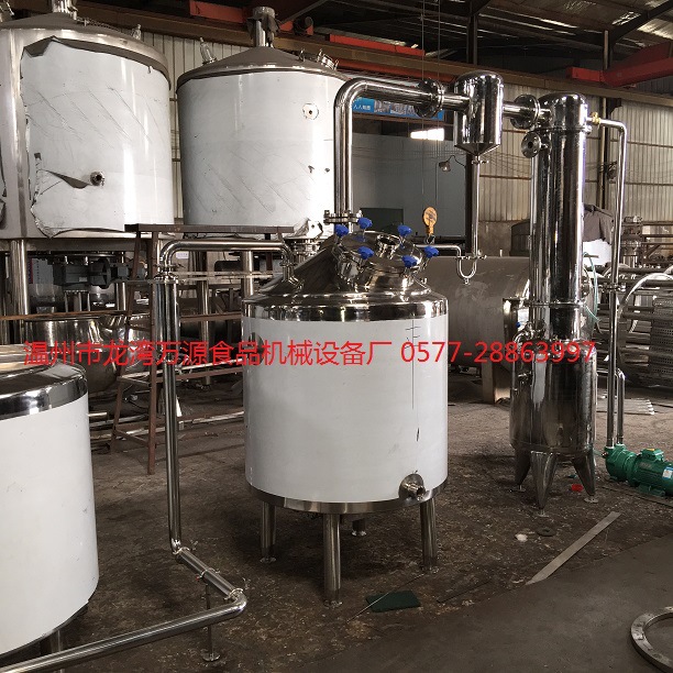 供应三效浓缩锅双效浓缩设备蒸发器浓缩器真空浓缩锅调味品浓缩