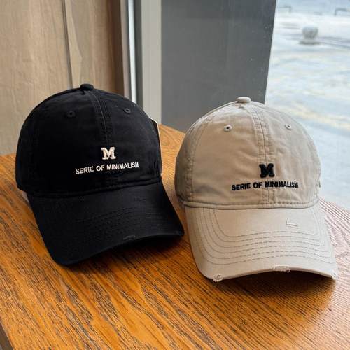 新款立体字母刺绣棒球帽简约百搭